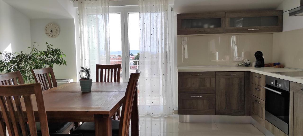 Lux Apartments Vodice Exterior photo